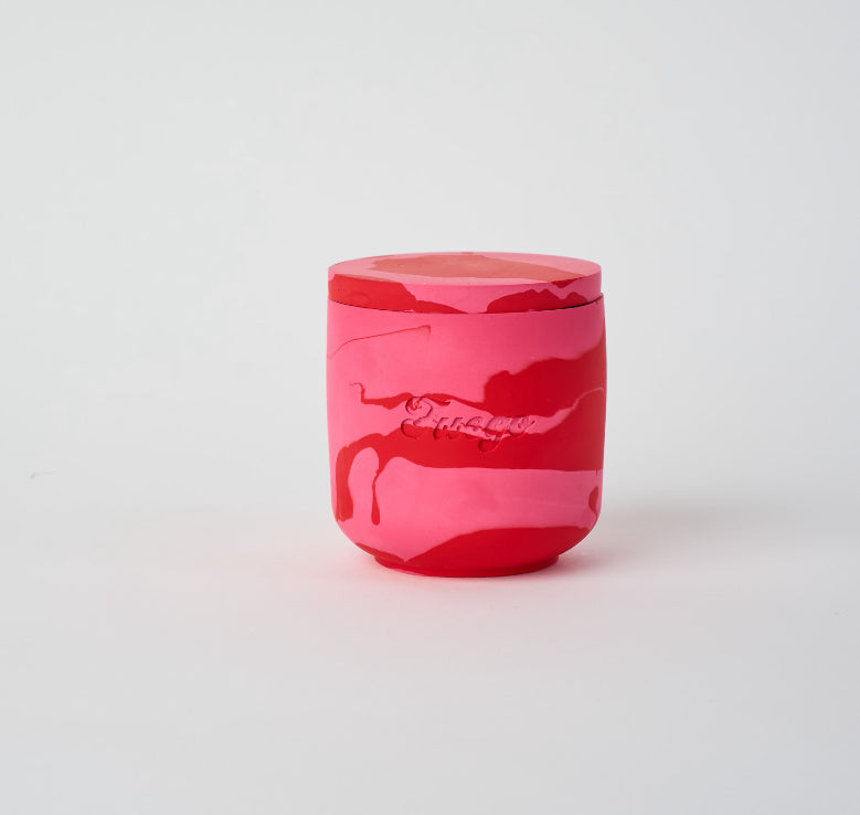 More Amor Por Favor | Cranberry & Prosecco scent jesmonite candle